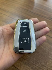 Ốp bảo vệ chìa khoá xe TOYOTA CAMRY chất liệu bằng chất liệu mạ TPU mềm