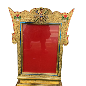 กรอบตราตั้ง A3 กรอบใส่ พัดยศกรอบใส่ประกาศนียบัตรวุฒิบัตรปริญญาบัตรใบเกียติคุณไม้แกะสลักปิดทองเปลวส่องประกายสุกเปล่ง ตกแต่งกระจกสี