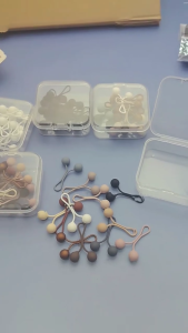 คลิปหนีบผ้าพันคอเรซินขนาดพอดี Comfort สำหรับการสึกหรอแบบ Timw ที่ยาวนานเพื่อให้แน่ใจว่าจัดการผ้าได้