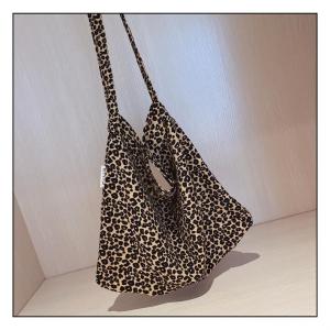 ＜915＞ South Korea emis Leopard-Print Shoulder Bag Kong Hyo Jin White Baihe Same Travel Bag Stylish and Lightweight  Shopping Bag