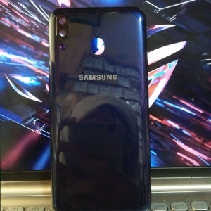 Samsung M20 Backdoor Backcase Tutup Belakang Casing Hitam