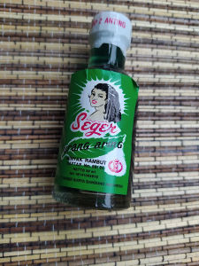 Seger Urang Aring Minyak Rambut 30ml cap 2 anting/minyak rambut tradisional/vitamin rambut/penumbuh rambut/menghitamkan rambut/penyubur rambut/anti rontok