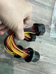 Giắc chuyển đèn pha Hyundai 14 lỗ