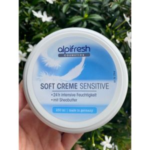 Kem dưỡng ẩm trắng da và chống nẻ 24h Alpi Fresh Soft 250ml - Đức