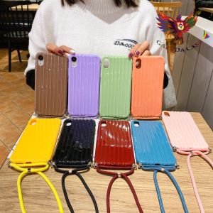 GRC Slingcase Koper Polos Luggage casing hp kompatibel untuk Iphone 6 7 8 PLUS XS MAX 12 all type\nGRC Slingcase Koper Polos Luggage casing hp untuk OPPO A5S A7 A12 F9 A39 A57 F11 RENO 2 4 all type\nGRC Slingcase Koper Polos Luggage casing hp untuk VIVO Y12 Y15 Y17 Y30 Y50 Y91 Y93 Y91C V20 all type