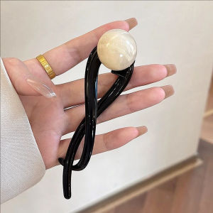 Elegant Big Pearl Hairpin for Women Simple Solid Color Plastic Twist Hair Clip Pearl Barrettes Shark Clip Headwear Hair Accessorie