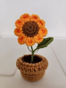 Teachers days[SG Ready Stock]Hand Made Finished Product Crochet Mini Sunflower Potted Plan  Bag Accessories Key Chain Pendant bag