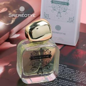 น้ำหอมที่มีกลิ่นหอมของผลไม้และดอกไม้ ขนาด 50 มล.