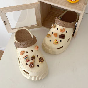 Xishop กำลังฮิต รองเท้าแตะหัวโตแบบสวม สีสันน่ารักมาก สายหวานถูกใจสิ่งนี้ มาพร้อมตัวติดเซ็ตสุดเก๋ รุ่นนี้สีทูโทน ใส่แล้วไม่มีเบื่อ พื้นนิ่ม Supportเท้าได้ดี ไม่อยากพลาดกดจิ้มในตะกร้า