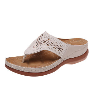 [Free Shipping] New Thick-Soled Toe-Post Rhinestone-Embellished Sandals For Women Available In Large Sizes With A Wedge Heel Suitable For Wearing Outdoors And On The Beach