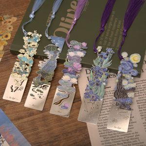 HBESTY 1 Pc Retro Floral Painting Metal Bookmark Hollow Bronzing Bookmark With Tassel Stationery Gifts For Book Club Reader