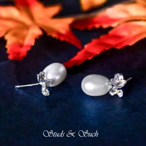 [Studs & Such] 925 Silver Sweet Flower Stud Earrings With Genuine Freshwater Pearl