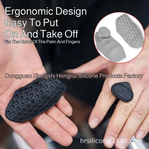 🎈Non-slip and scratch-resistant🎈Silica gel pull-up set Fingerless Grips for weightlifting suitable for use in the gym and/or fitness. The handle is anti-slip silicone and protects the palm.