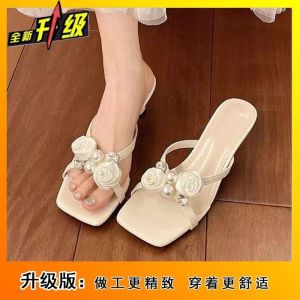 [Free Shipping] WomenS Floral Sandals For Outdoor Wear New Summer Style Square Toe Thin Heel Pearl Embellished