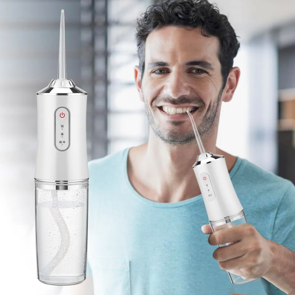 Water store jet toothbrush