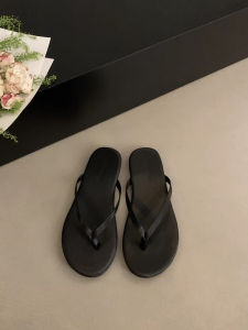 [Free Shipping] Fashionable Ins-Style Flat Solid Color Flip-Flops For Women 2026 Summer Outdoor Sandals Beach Flip-Flops