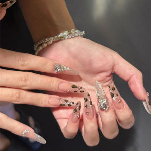 DD312 การออกแบบใหม่ เล็บปลอม ประดับเพชร เล็บปลอมเจลแท้ เล็บปลอมยาว การออกแบบกันน้ำ กล่องละ 24 ชิ้น