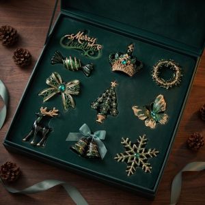 YUHENNY Snowflake Christmas Tree Ornament Reindeer Tree Bell Xmas Hanging Decorations Green Color Butterfly Xmas DIY Pendant Christmas Holiday