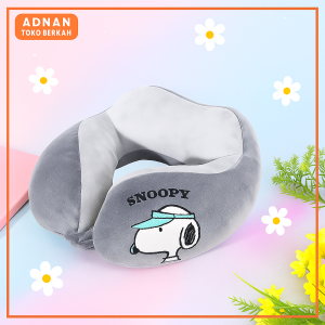 Bantal Leher Snoopy Berbentuk Tidur Siang Bantal Traveling Bantal Mobil Premium Bahan Plush Yelvo Berlabel SNI