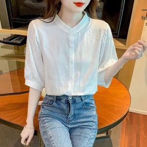 เสื้อเชิ้ตสีขาวคอปกผู้หญิงแขนห้าส่วนสำหรับฤดูร้อน 2024 สไตล์ใหม่อารมณ์ด้านบนแขนสั้นแสดงเสื้อเล็ก ๆ น้อย ๆ สไตล์ญี่ปุ่น