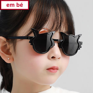 [Kính Đẹp Cho Bé] Kính Râm cho Bé Lớn hoạt hình mèo dễ thương Tròng kính cao cấp chống UV bảo vệ đôi mắt bé yêu khỏi tác nhân gây hại mã T8825