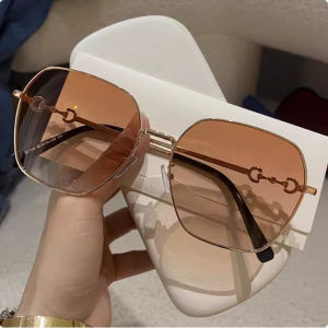 Kacamata Hitam Wanita Lensa Kotak Oversized Bingkai Metal Gold Kacamata Fashion Korea Lensa Gradasi