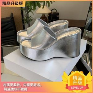 [Free Shipping] 2026 Summer New Collection: Transparent Elegant Beach Sandals Platform-Soled Comfortable Versatile And Stylish Korean-Style Flip-Flops