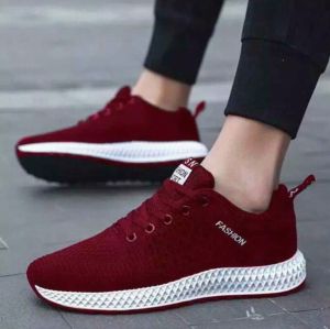 SEPATU FASHION/SEPATU SNEAKERS TERBARU 2024