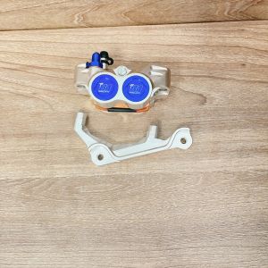Heo Dầu 81 CNC 4 Piss Thailand kèm pát wave100/zx/Future neo đĩa 220mm màu xanh