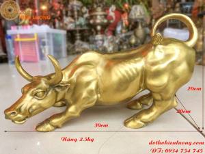 Tượng Trâu Chiến Bằng Đồng Cỡ To Dài 30cm Cao 20cm Nặng 2.5kg - Tượng Trâu Đồng Phong Thủy