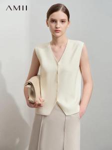 Amii Minimalist 2025 Spring New Solid Commuter Core Yarn Woven Elastic Buckle V-neck Straight Vest Soft Fashion Top 125210702026