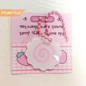 【PCWFKef】 พวงกุญแจแผ่นปลาน่ารักสีชมพูม้วนอัลบั้มกระเป๋านักเรียนจี้กระเป๋าคู่น่ารักให้ของขวัญกันและกัน