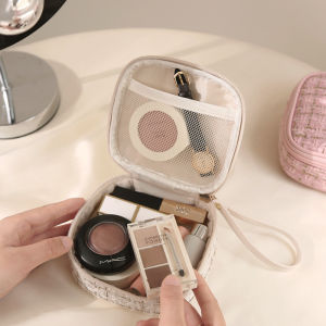 Portable Cosmetic Bag Lipstick Bag Makeup Pouch Sanitary Napkin Storage Bag Cute Organizer Small Portable hand-held storage bag
