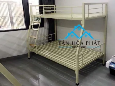 Giường sắt hai tầng siêu đẹp kích thước Trên 1m dưới 1m2 màu kem vuông 4x4 màu kem Nội Thất Tân Hòa Phát