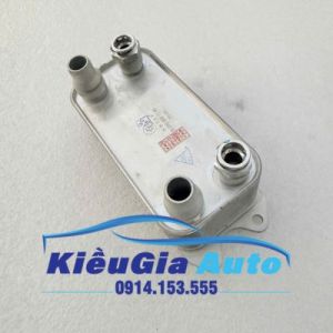 Két sinh hàn làm mát dầu động cơ Mercedes E200 W212 2009-2016 0995001100