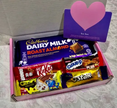 [Ready Stock] Gift Box Surprise Chocolate Gift Box Birthday Gift Anniversary Congratulations Giftbox