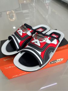 L รองเท้าแตะ ADDA  พื้นอย่างดี พื้นสุขภาพ สวมใส่สบาย งานพร้อมกล่อง  รุ่น 74503  Size 39-43  สี น้ำเงิน แดง