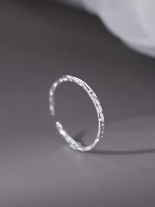 Unique and Luxurious 925 Pure silver foil ring for women unique design minimalist cool and understated light luxury fashion ring new style 2026