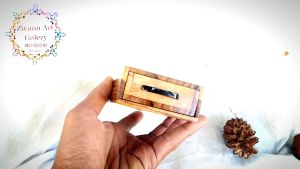 kotak Roko kayubahan Kayu jati Jawa finishing terakhir menggunakan plitur dan varnish clear jadi lebih awetukuran 8cm x11 cmmuat 12 sampai 16 batang rokorequest design dan ukuran chat