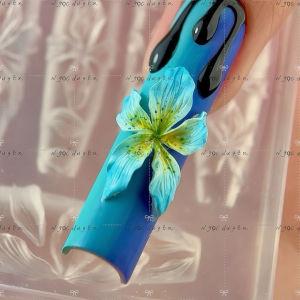 khuôn hoa lyly gân 4D silicon nail