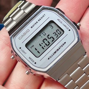 นาฬิกา Watchhiend สำหรับคาสิโอ หน้าปัด 35 มม. ระบบดิจิตัล มีไฟ จับเวลา ตั้งปลูก มีวันที่ เดือน ปี พร้อมกล่อง คาสิโอ