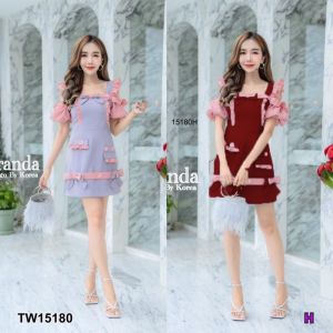 TW15180 เดรสเปิดไหล่ แขนพอง อกและชายกระโปรงติดโบว์