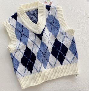 Áo len gile bé gái Gile len cho bé 1-7 tuổi cổ tim và cổ tròn đanh sợi không bai xù điệu đà đáng yêu
