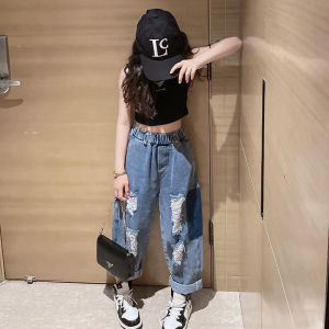 NEW สินค้ามาใหม่ กางเกงยีนส์เด็กทรงบอย ตรงยีนส์สีอ่อน มีรอยขาด2ข้างเพิ่มเท่ห์เอวสม็อคใส่ง่าย เพิ่มลูกเล่นด้วยกระดุมเหล็กข้างเอว