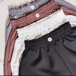 KULOT CRINKLE KANCING DEPAN PREMIUM / CELANA WANITA BAHAN CRINKLE TERBARU -TERMURAH...!!! Celana Kulot Crinkle Airflow Terbaru Celana Kulot Wanita Bahan Crinkle Airflow Premium