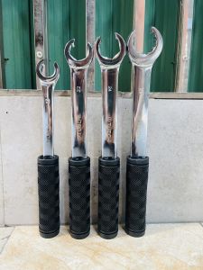 Cờ lê mở ống dầu xiết tán vặn rắc co điều hòa 17-19-22-24-27 tay bọc chất liệu thép CRV độ bền cao chống trơn trượt