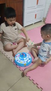 Bộ Đồ Chơi Câu Cá 2 Tầng Gogo Fishing 26 Cá – 4 Cần Câu Có Nhạc Đèn Xoay 360 Độ