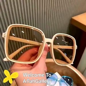 AG Kacamata Hitam Wanita Pelindung UV Bentuk Kotak Oversize Gaya Korea untuk Cewek