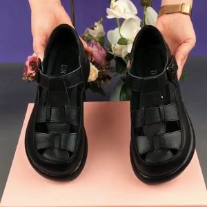 [Free Shipping] Sandals 2026 New Vintage Soft Leather Thick-Soled Hollow Pig Cage Toe Woven Single Shoes MomS Roman Sandals