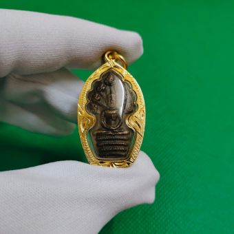 รูปจากผู้ขายบน Lazada: จี้พระ พระนาคปรก หลวงปู่ทิม พิมพ์เอวคอด วัดละหารไร่ ปี 2517 เลี่ยมกรอบอย่างดี พร้อมบูชา จัดส่งไว ตั้งราคา ฿149 ขายแล้ว 327 ชิ้น